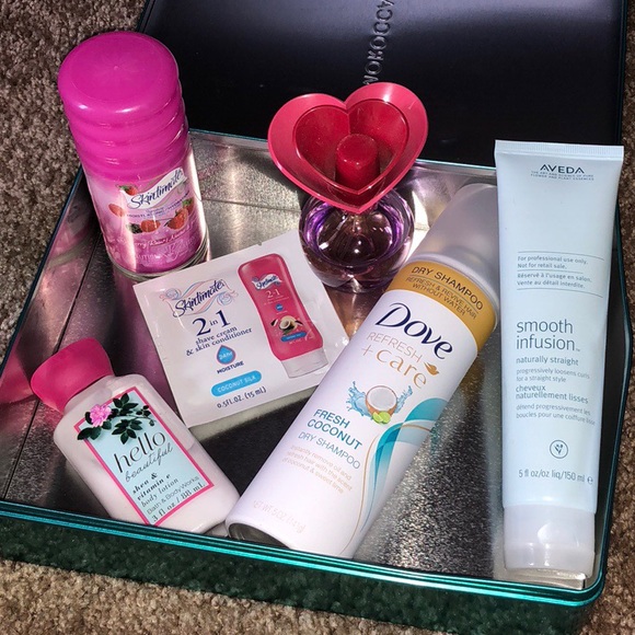 Beauty Bundle - Picture 1 of 2